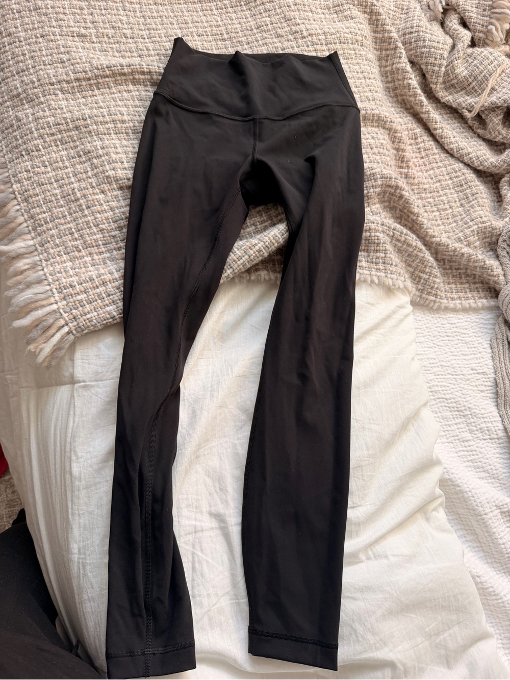 Lululemon WunderUnder Black Size 2